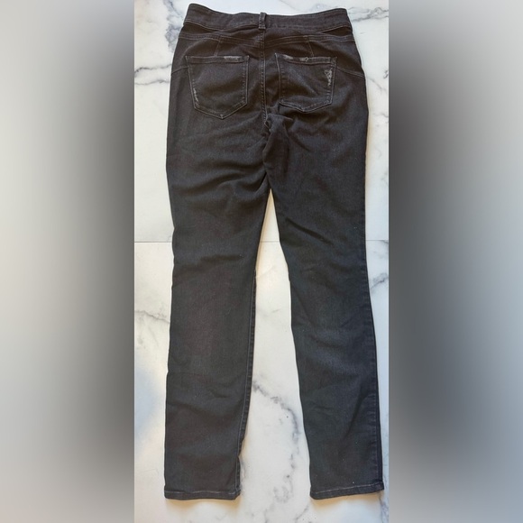NYDJ Black Distressed Skinny Jeans Size 2 NWT Stretch Denim $134 Retail - Picture 2 of 4